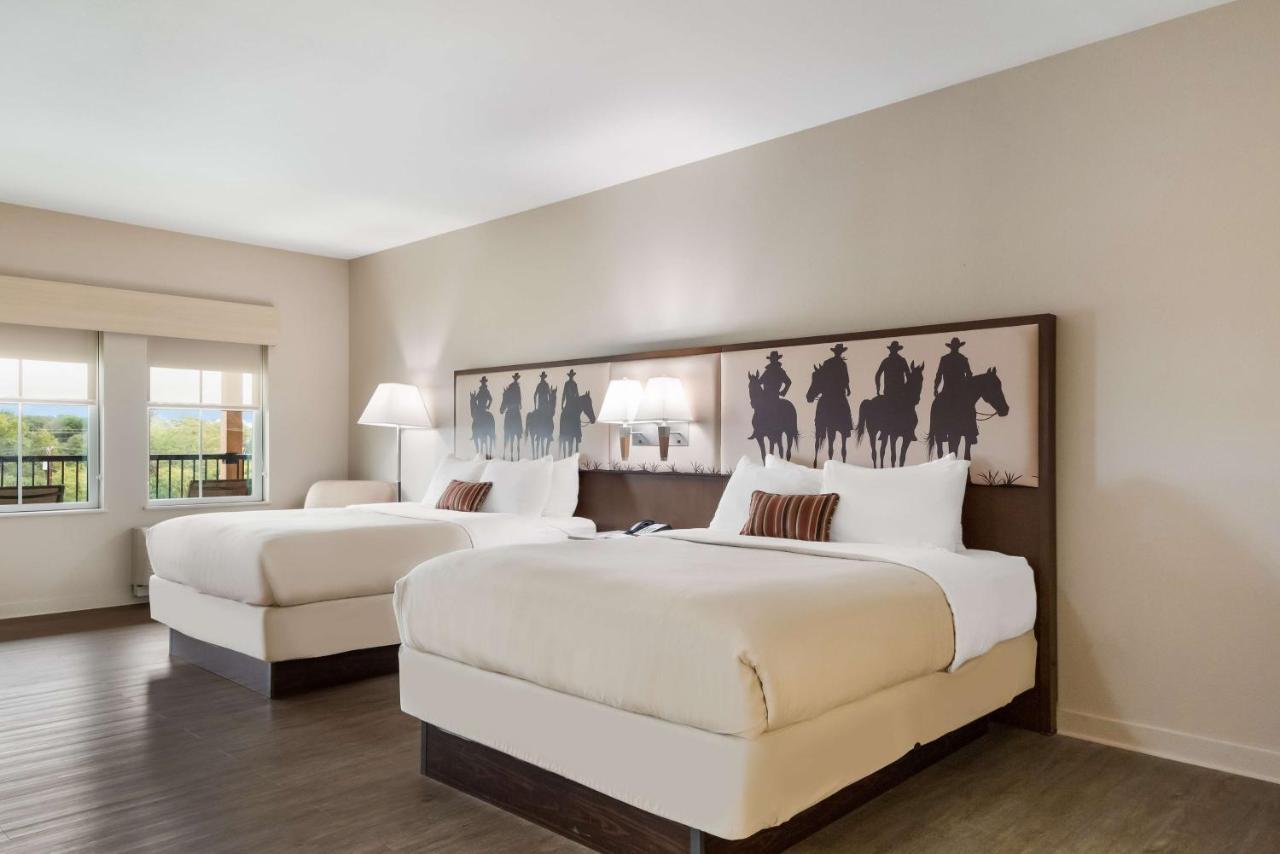 Best Western Bandera Suites & Saloon מראה חיצוני תמונה